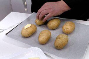 patatas hasselback paso 2