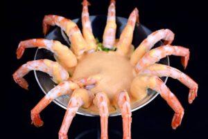 coctel de gambas clásico paso final