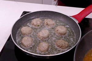 albóndigas con sepia paso 5