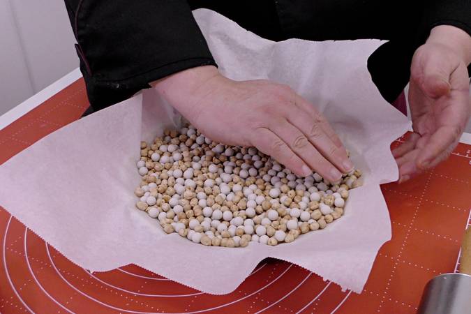 Tarta de melocotón con crema paso 5