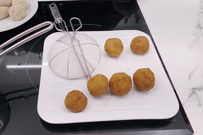 bolas de patata con beicon paso 7