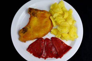 chuletas de cerdo a la milanesa paso final