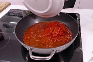 chuletas de cerdo a la napolitana paso 1