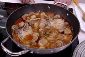 chuletas de cerdo a la napolitana paso 6