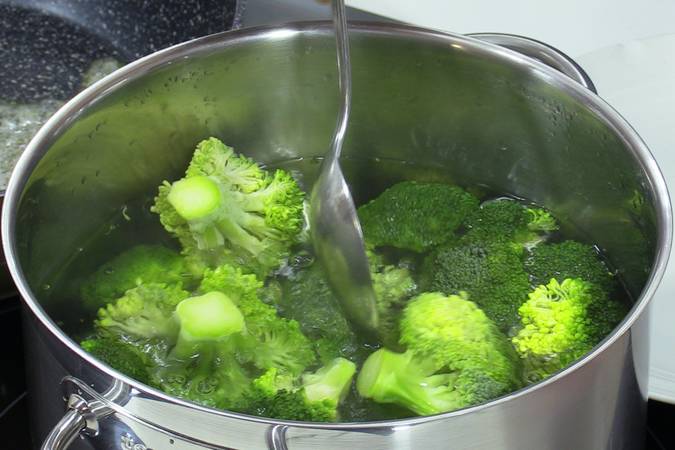 brócoli gratinado paso 1