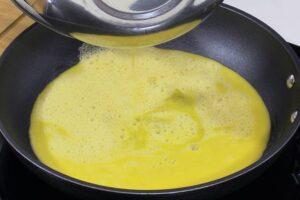 sandwich de huevo paso 1