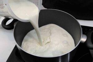 Tarta de yogur y fresas paso 3