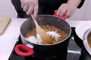 calabacines rellenos de carne paso 4