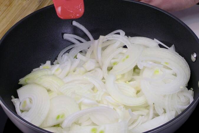 cebolla caramelizada paso 1