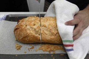 Pan con beicon y queso paso 3