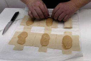 cañas rellenas de almendra paso 2