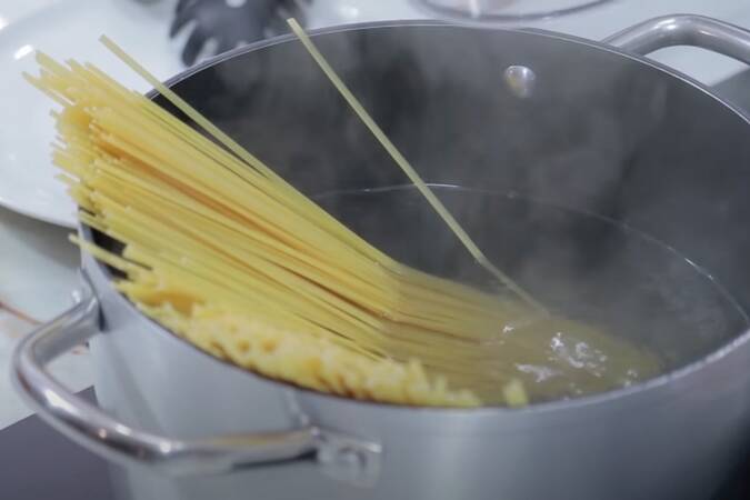 Espaguetis con albóndigas paso 5