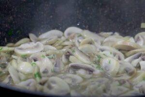 Arroz blanco con champiñones paso 5