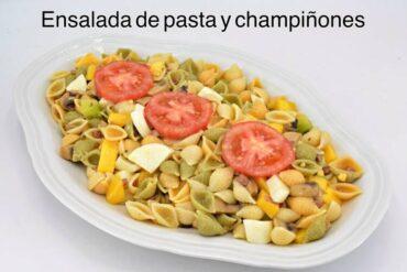 ensalada de pasta con champiñones