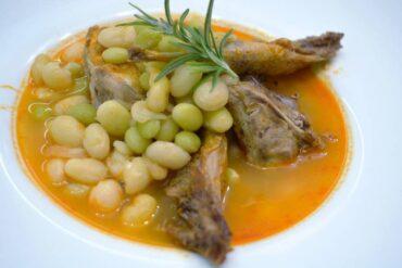 pochas con codornices