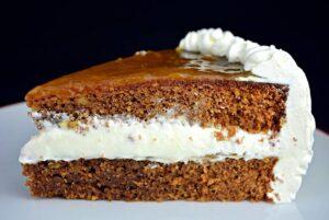 tarta de chocolate con nata