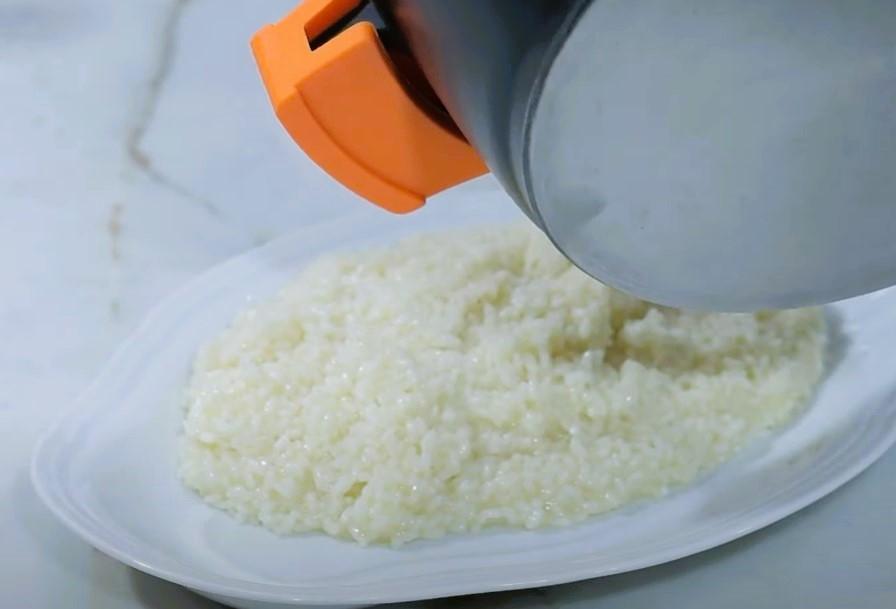 Ensalada de arroz con anchoas Paso 2