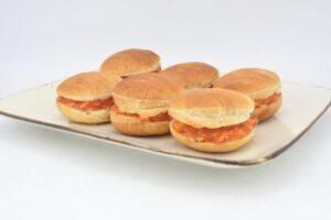 Hojaldres rellenos con bacalao, paso final