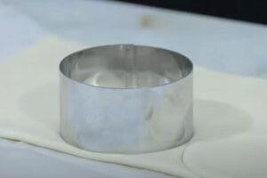 Hojaldres rellenos con bacalao, paso 4