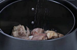 careta de cerdo en freidora de aire paso 3