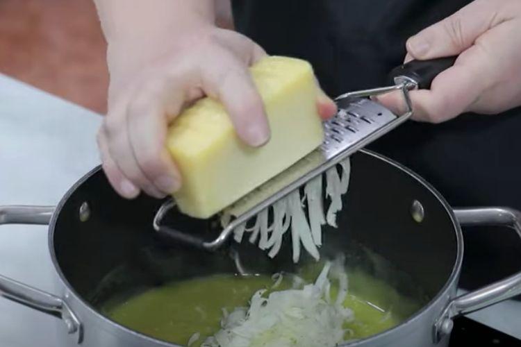 Crema de brócoli con queso, paso 4