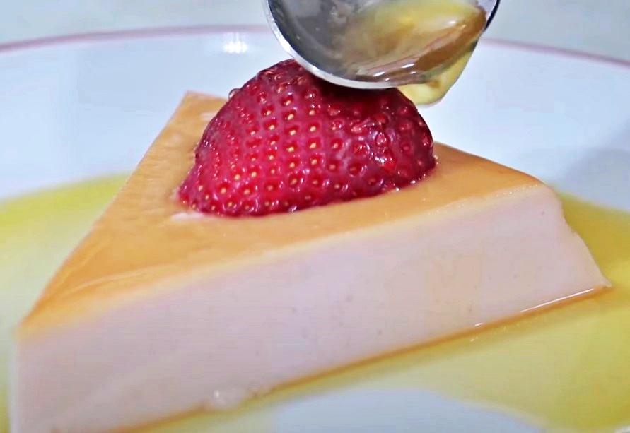 cuajada de fresas con caramelo paso 5 b
