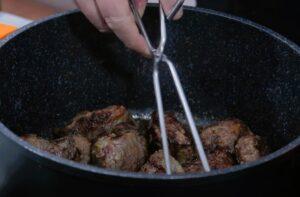 Estofado de ternera con patatas paso 1