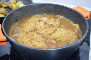 redondo de ternera con salsa española, paso 4