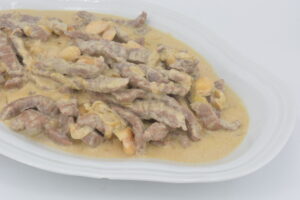 ternera con salsa de almendras