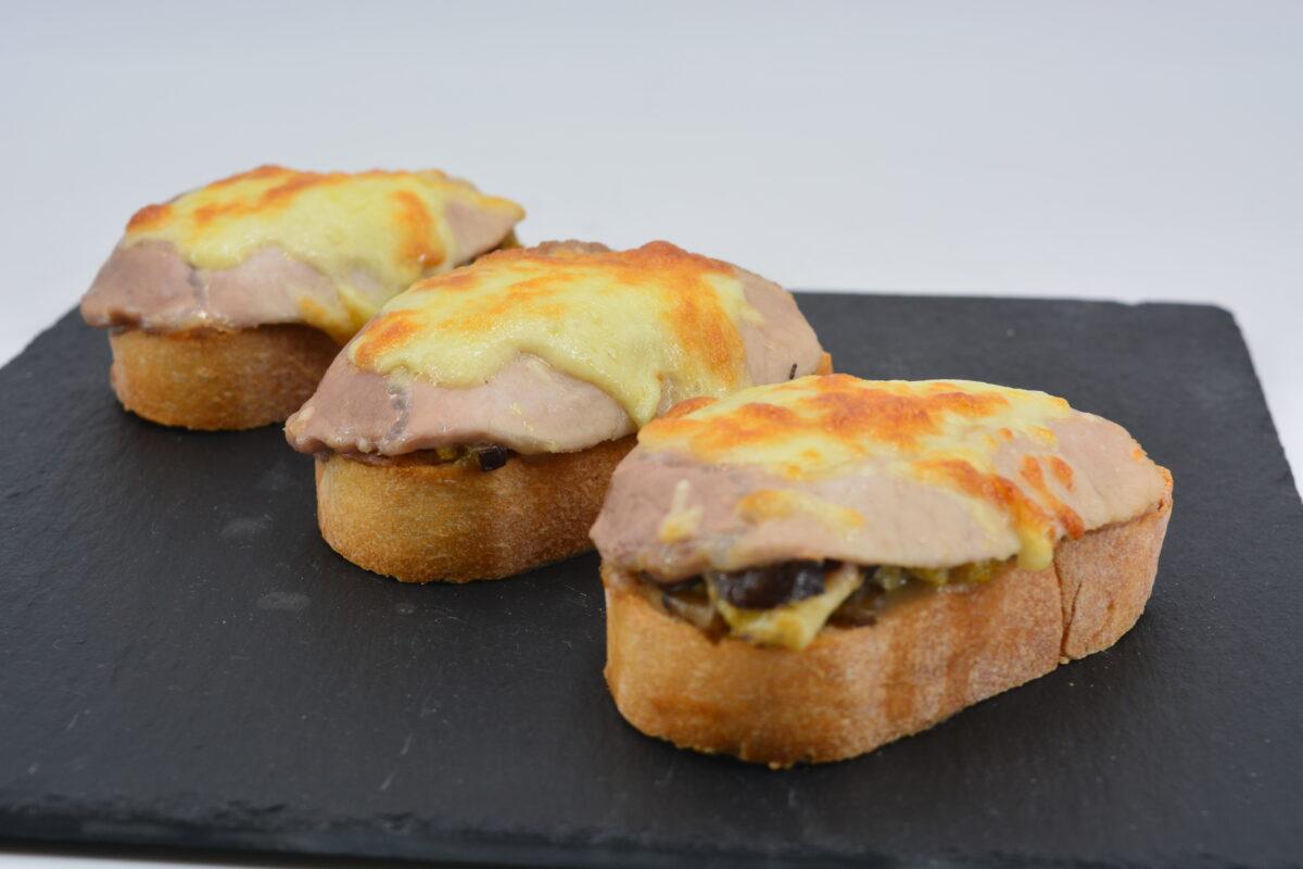 Tostas de lomo y revuelto de setas en la Airfryer principal