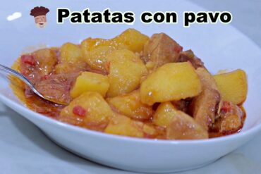 Patatas con pavo una receta de Javier Romero