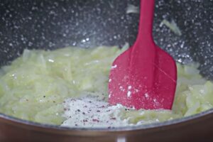 sopa de cebolla paso 2