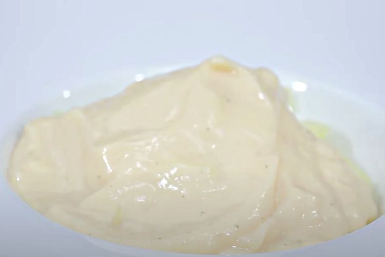 piña con crema y helado de vainilla paso 4