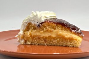 tarta de cumpleaños fácil paso final