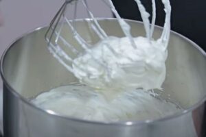 tarta de cumpleaños fácil paso 4