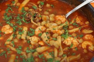 Garbanzos con langostinos y calamares paso 7