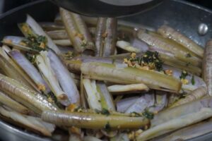 navajas a la plancha paso 3