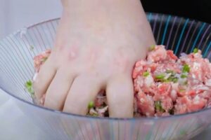 Hamburguesa especial de Javier Romero paso 2