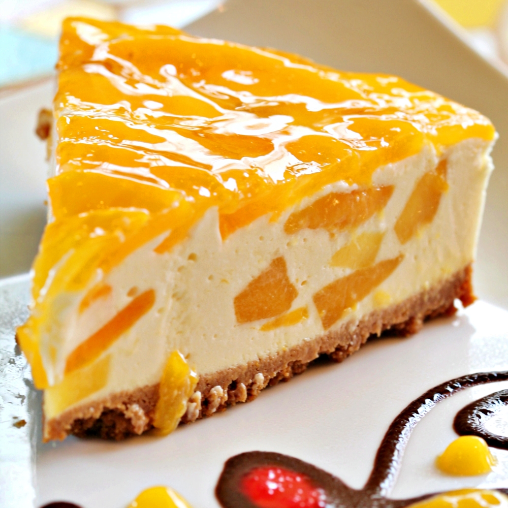 Presentamos el cheesecake de mango a nuestros invitados