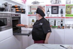 Salsa romesco con espárragos y ajetes asados paso 1