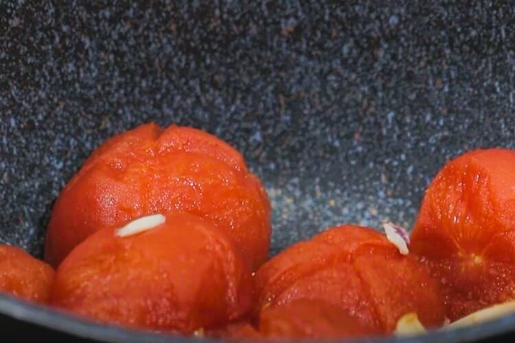 Salsa romesco con espárragos y ajetes asados paso 3