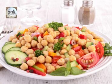 Ensalada de garbanzos y confit de pato