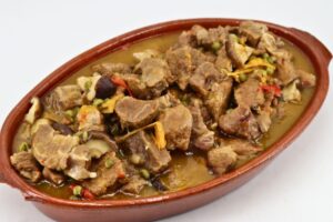 guiso de cabezada con salsa agridulce paso final