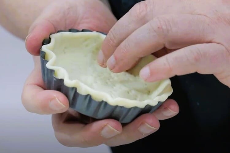 Tartaletas de salmón marinado 1