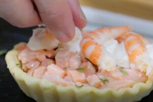 Tartaletas de salmón marinado 4