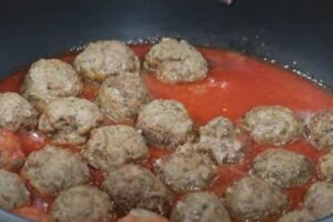 albóndigas con tomate casero paso 4