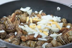 caracoles con cordero paso 4