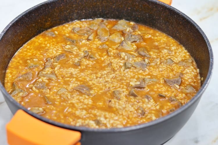 Arroz con asadurilla de cordero final