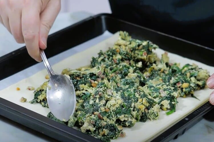 empanada con revuelto de espinacas 3