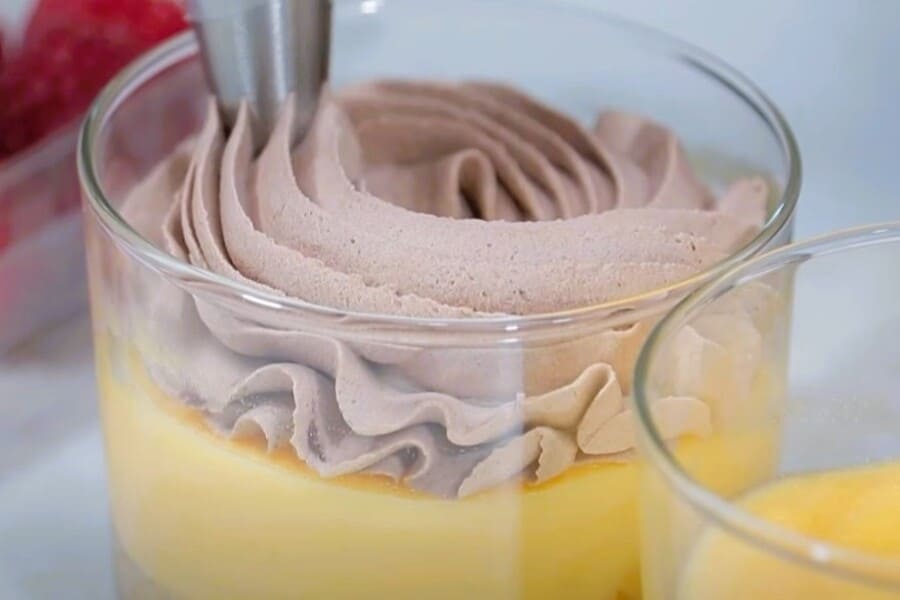 Tarta de crema de naranja con trufa 5